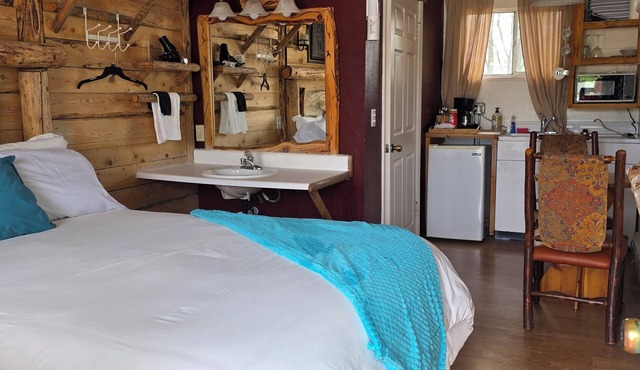 Unit 6 at the Cedaredge Lodge – "Where Quiet Moments Become Lasting Memories”
