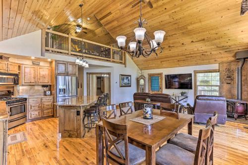 Updated Garden Valley Home w/Fire Pit & Game Room