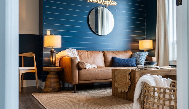 Walk to Lake, Resort, King Bed, Coffee Bar