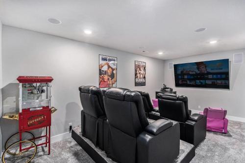Walk to Water Park Game Room & Movie Theater