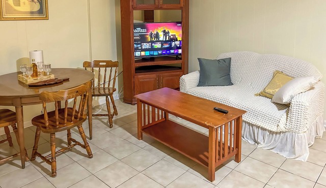 Walkable Mobile Apartment w/Fenced-In Yard