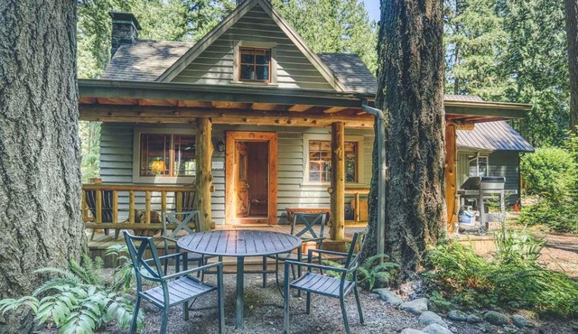 Wallace Cottage - Meredith Lodging