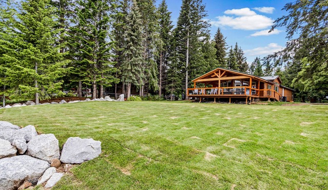 Waterfront cabin on Pend Oreille River with private dock and southern exposure!