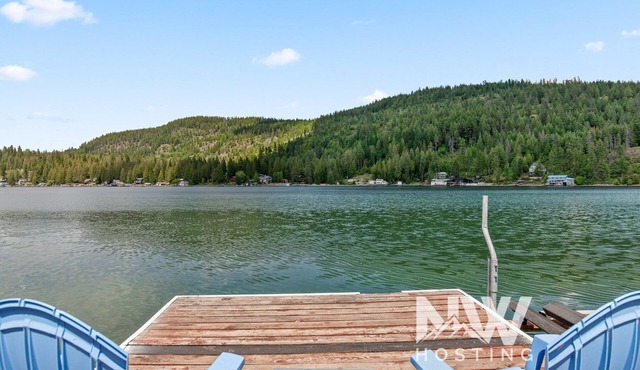 Waterfront w/Swim Dock, Views, Kayaks & Paddleboards!