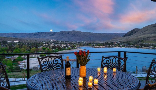 Welcome to Bailey's Barn at The Lookout at Lake Chelan