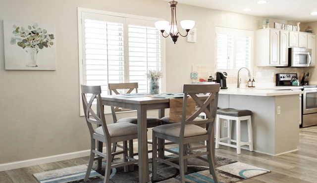 Welcome to this updated beautiful home. Heated community pools. Sleeps 6