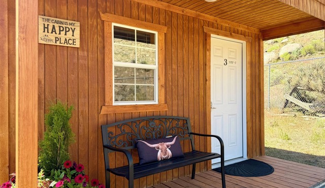Wild View Cabin