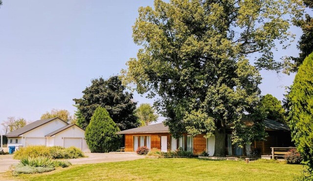 Wingate - Meridian, Cozy Acreage in the heart of the city