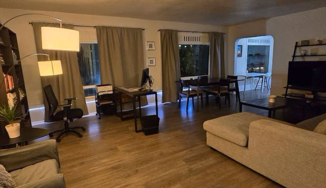 World cup stay, 30 minutes to Seattle stadium.