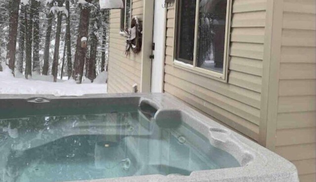 Yellowstone'sBEST-HOT TUB KingBed-DogFriendly