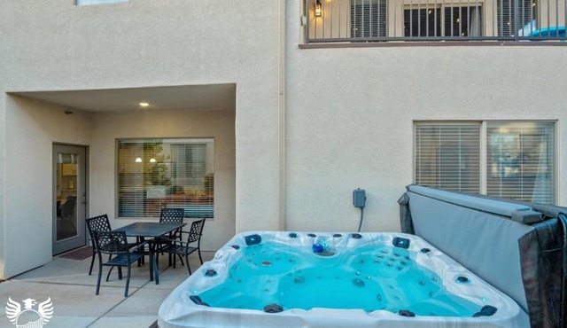 Zion Village Elements 2, Private Backyard Hot Tub
