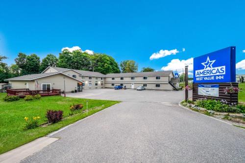 Americas Value Inn Marquette 