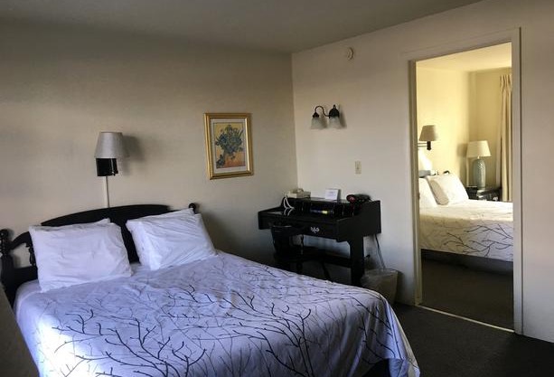 Continental Inn 