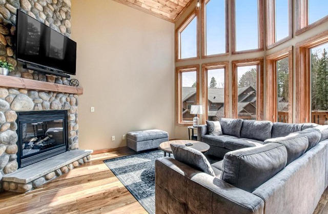 Copperwood 5 in Eagle River
