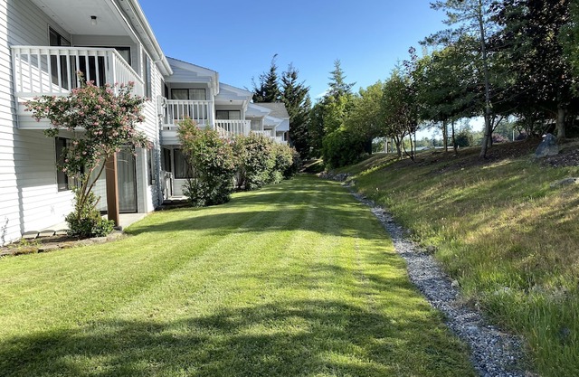 Friday Harbor Suites