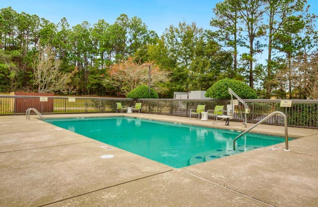 Hampton Inn Gardens 