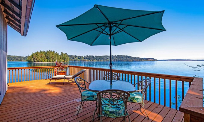 Anderson Island House | 116 m² House ∙ 1 bedroom ∙ 5 guests