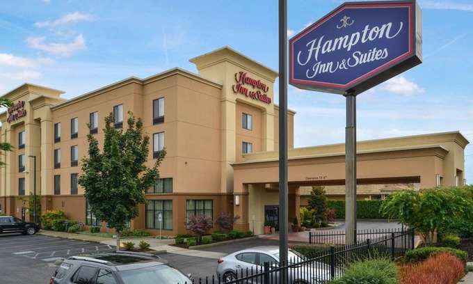 South End Hotel | Hampton Inn & Suites Tacoma-Mall