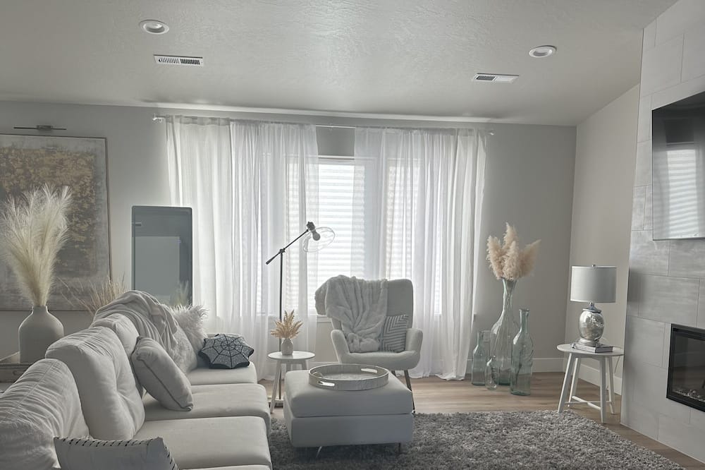 Pasco House | Boho Meets European Comfort.