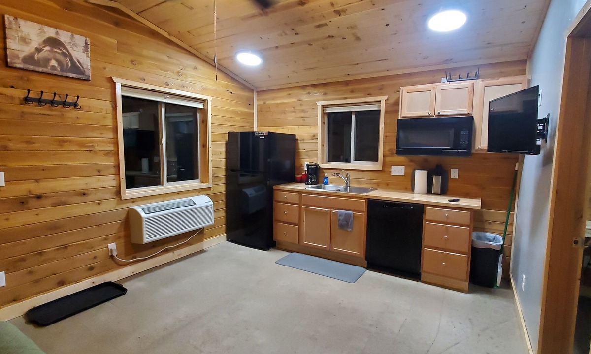 Rea Cabin | Hardrock 50 - # 13 Rustic cabin retreat in the heart of adventure country.