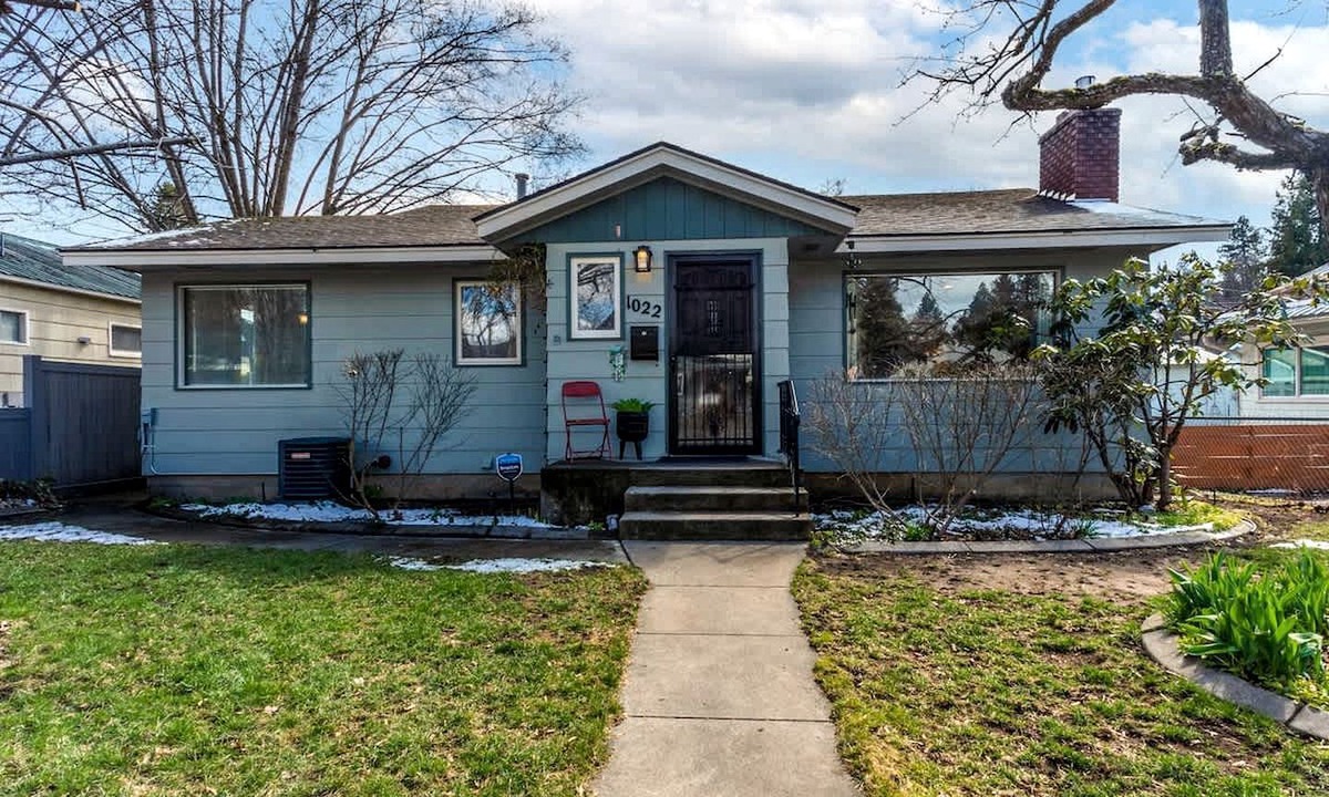 Garden District House | Family-Friendly Home with Fire Pit & Cozy Fireplace in Coeur d'Alene, Idaho