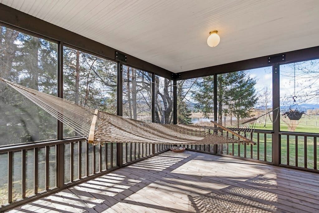 Sagle House | Waterfront hideaway with views, private dock on Pend Oreille River, kayaks & W/D