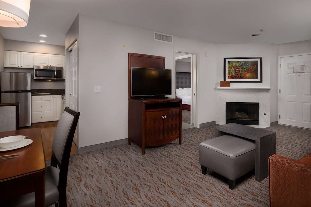 Photo of Livingroom in Columbia Way