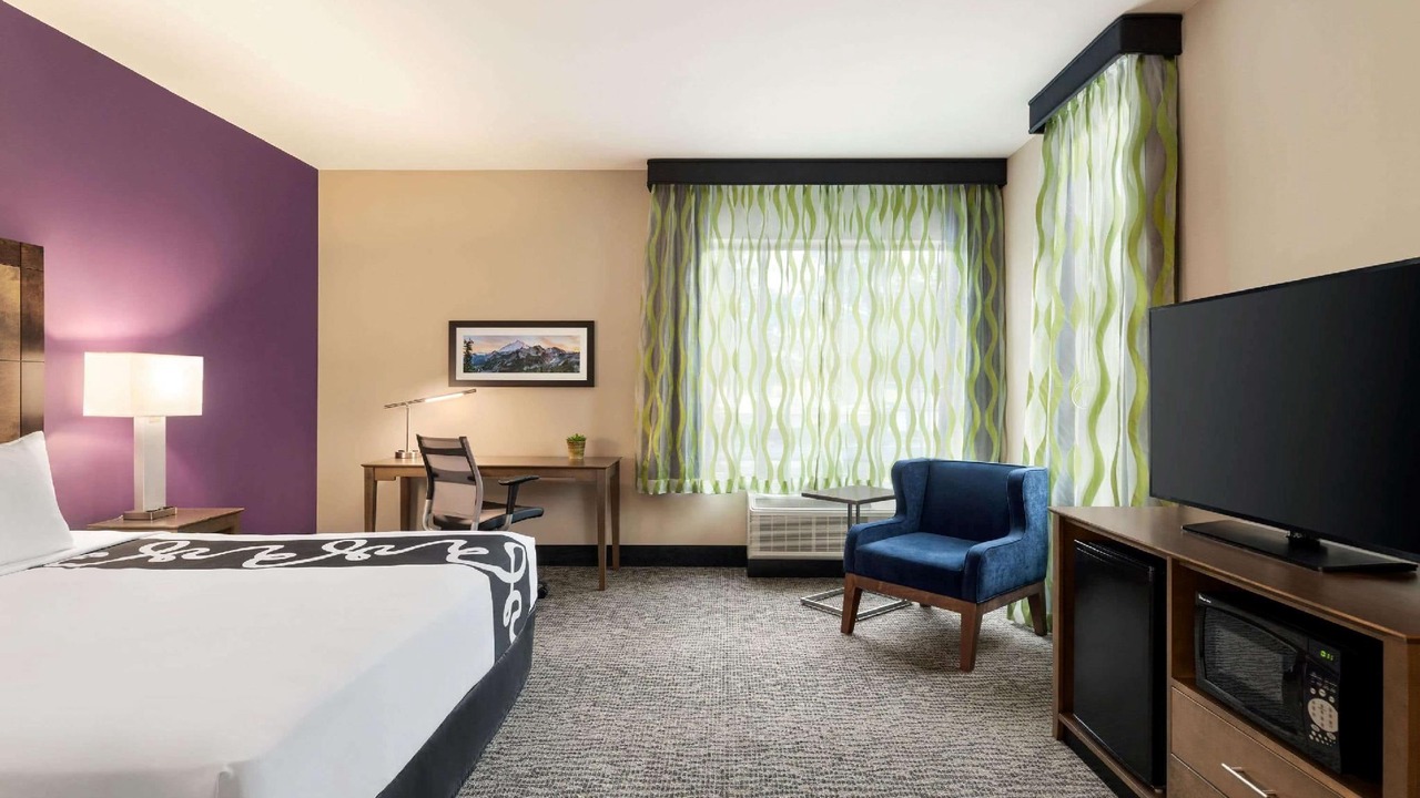 Photo of Livingroom in Burlington