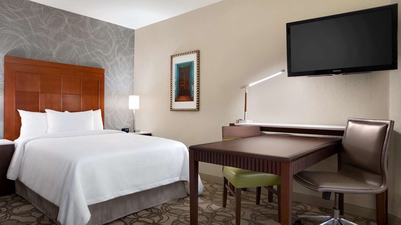 Photo of Bedroom in Southcenter