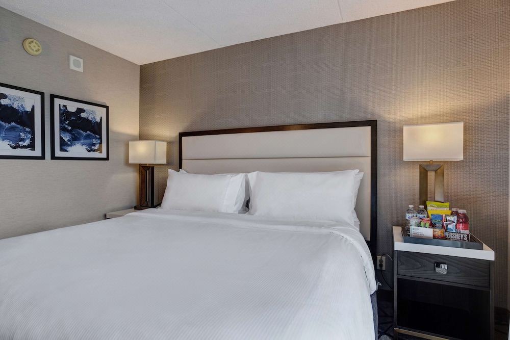 Photo of Bedroom in East Lake Hills
