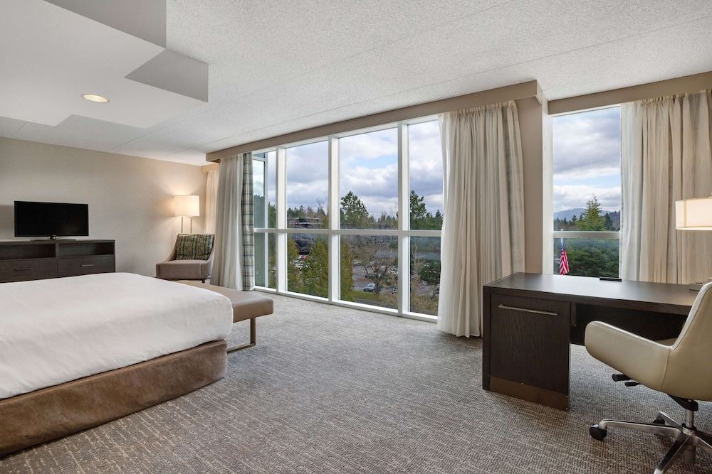 Photo of Others in East Lake Hills