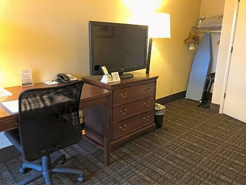 Photo of Livingroom in Lakewood