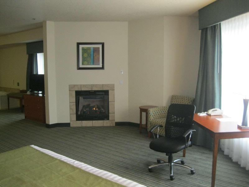 Photo of Livingroom in Dupont