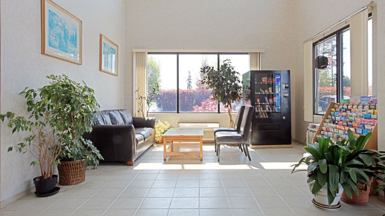 Photo of Livingroom in Edmonds