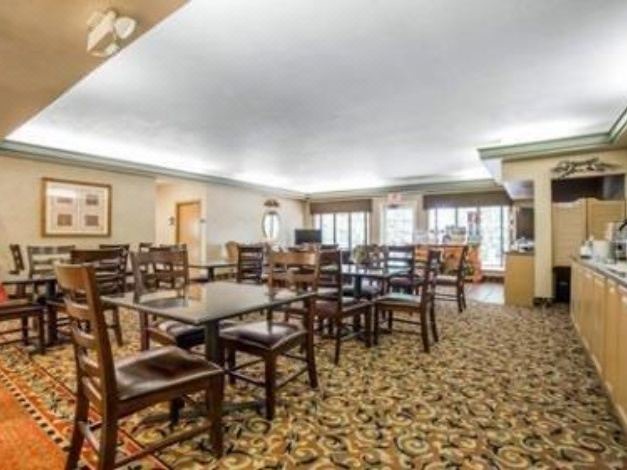 Photo of Livingroom in Post Falls