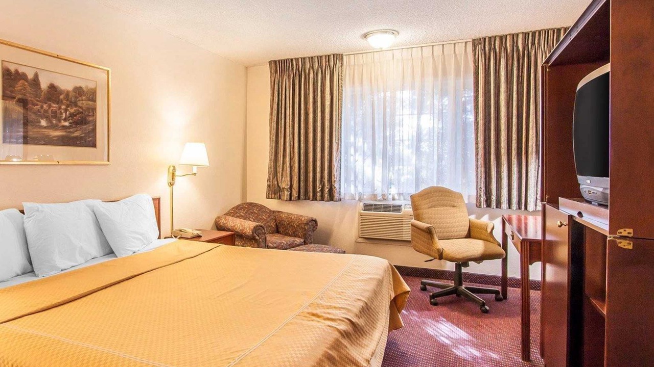 Photo of Bedroom in Cedar Hills