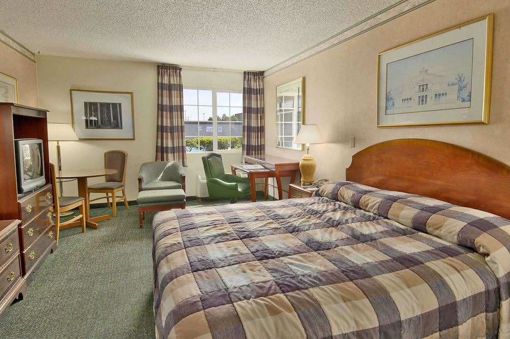 Photo of Bedroom in Mount Vernon