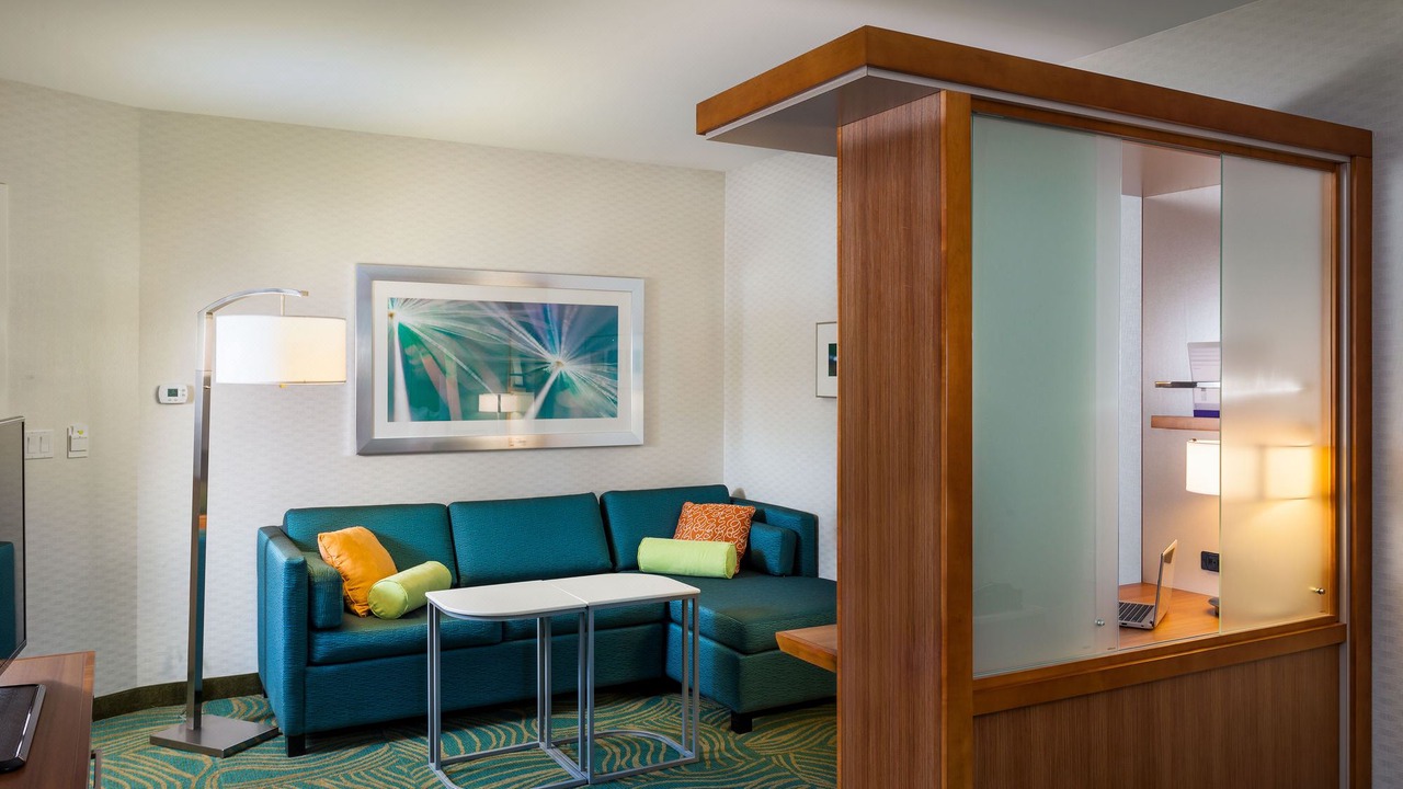 Photo of Livingroom in Tri-Cities