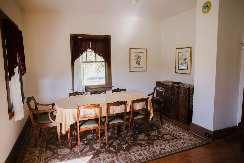 Photo of Livingroom in Port Townsend