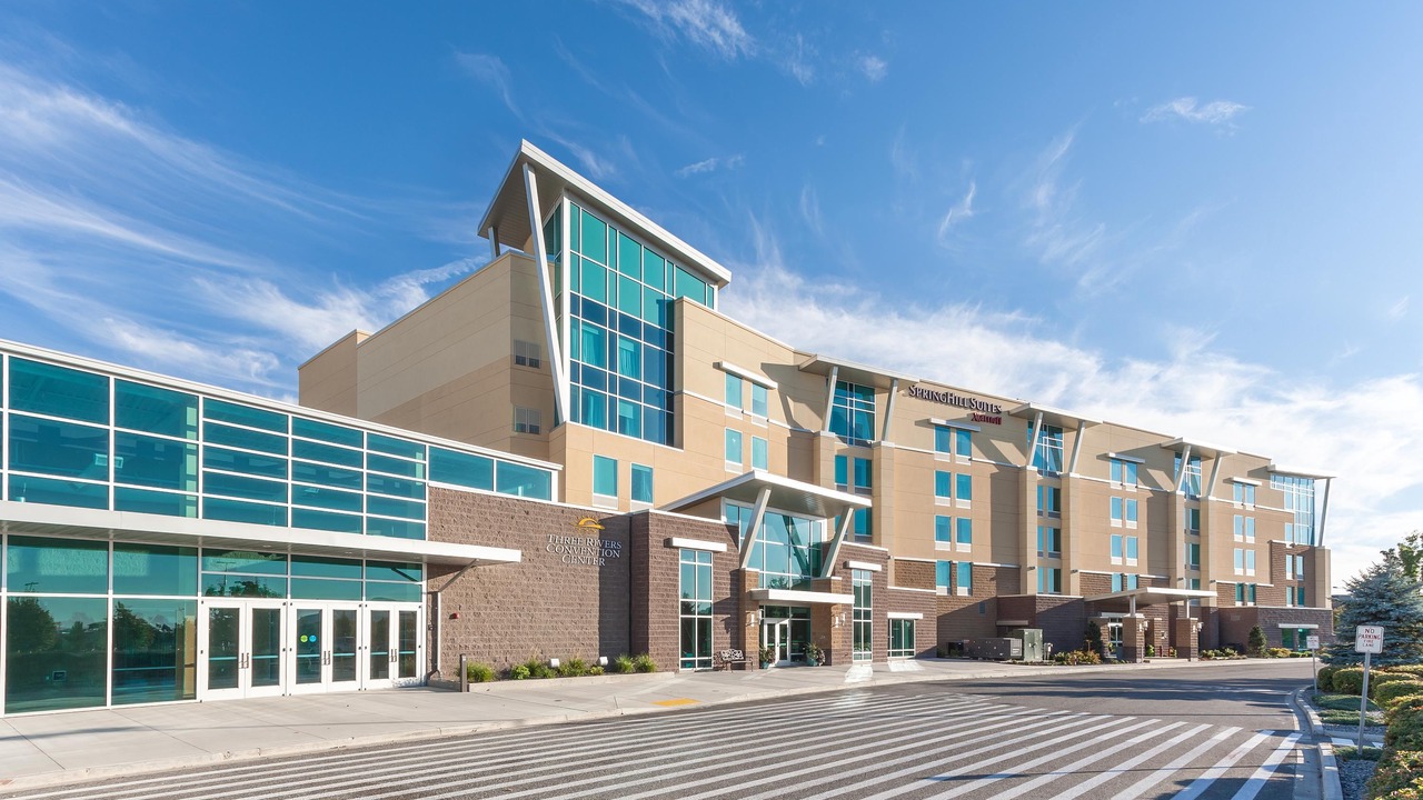 Photo of Buildings in Tri-Cities