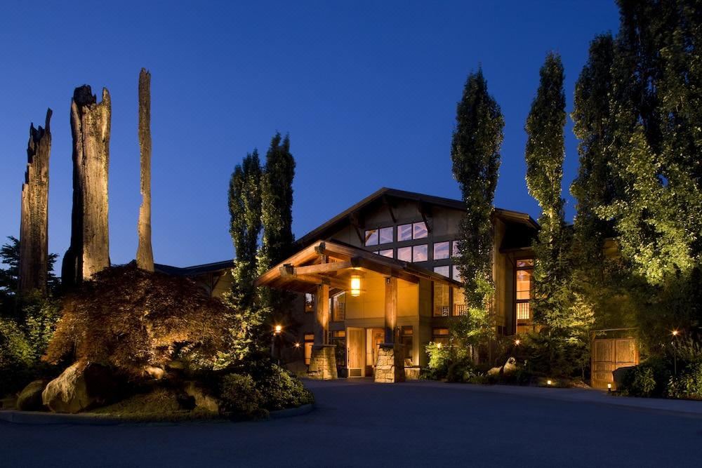 Photo of Buildings in Woodinville
