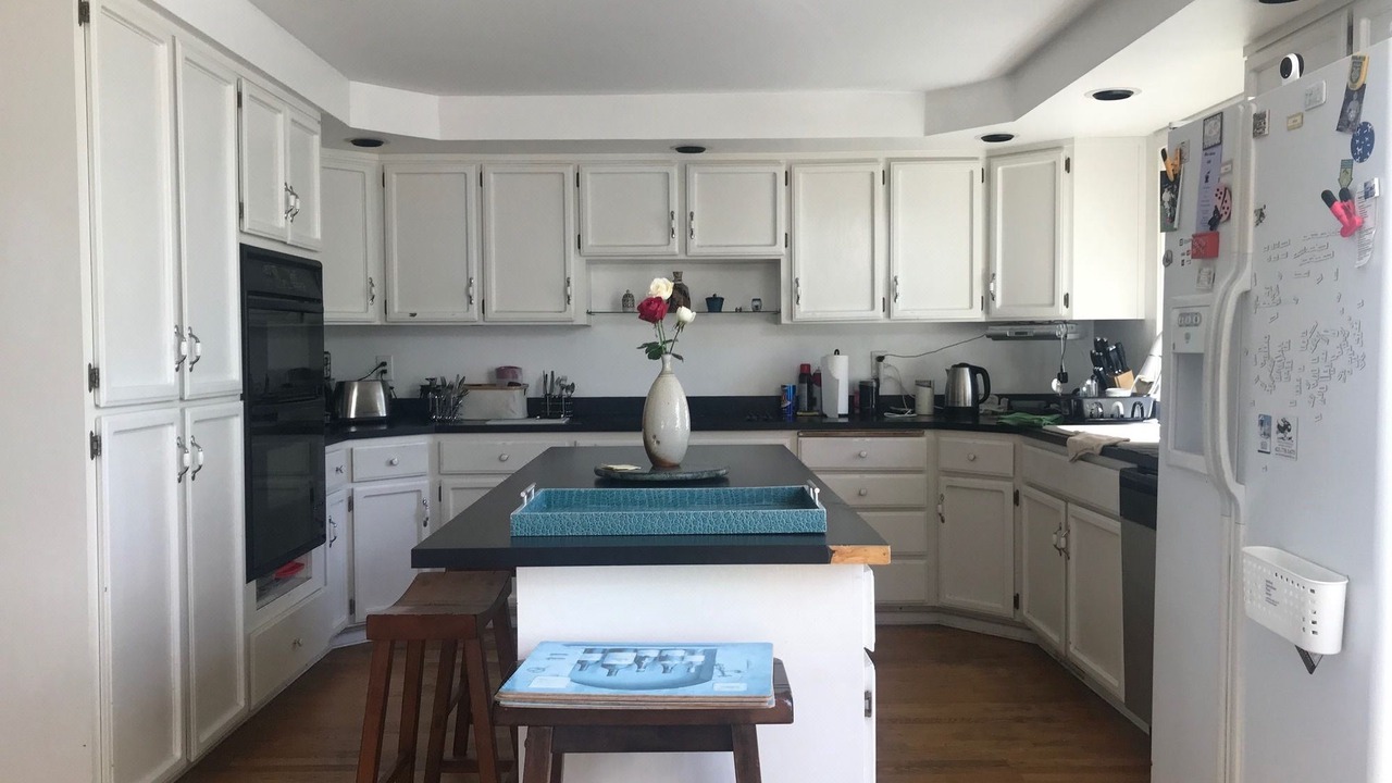 Photo of Kitchen in The Bowl of Edmonds