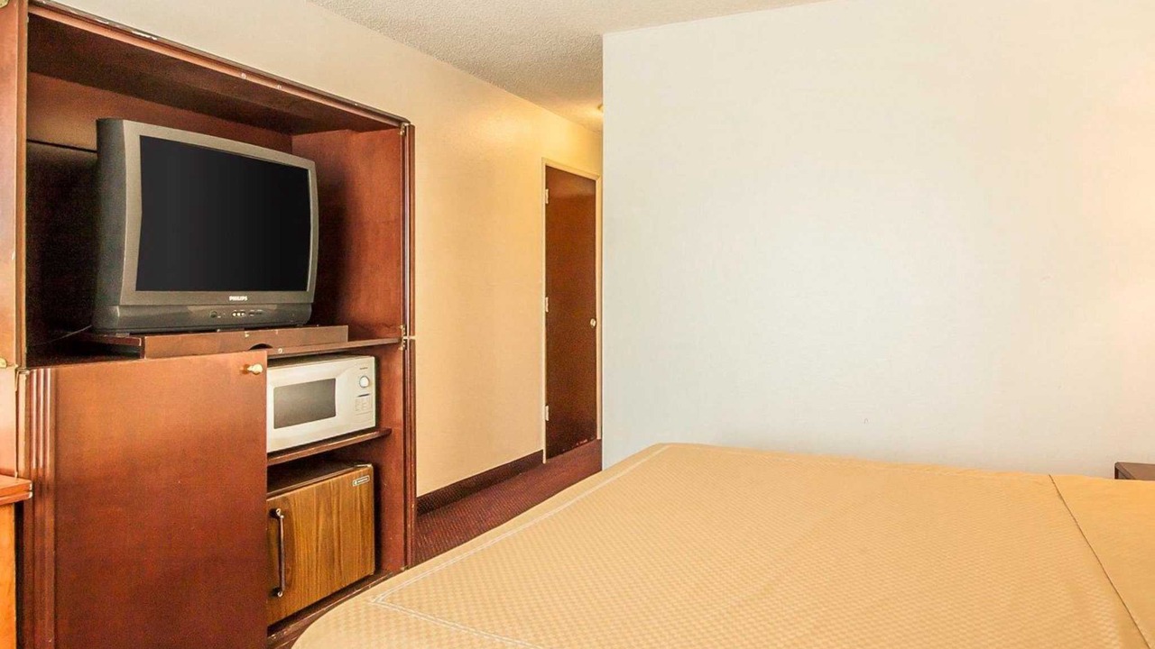 Photo of Bedroom in Cedar Hills