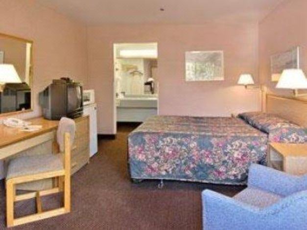 Photo of Livingroom in Tukwila
