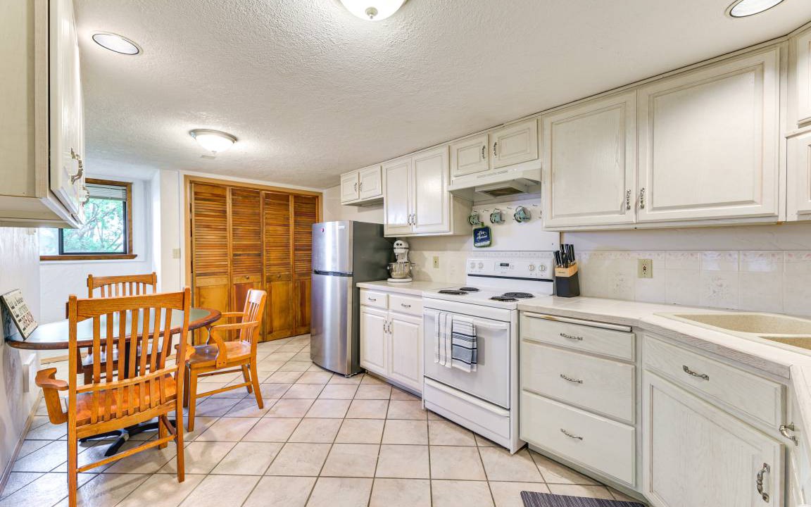 Photo of Kitchen in Anderson Island