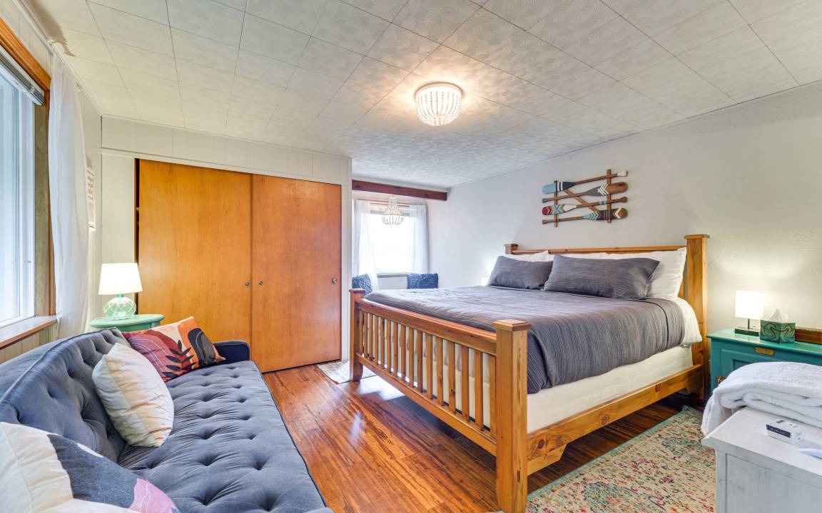 Photo of Bedroom in Anderson Island