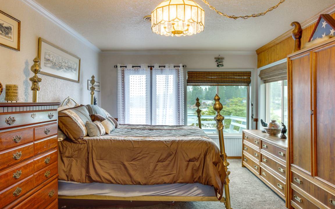 Photo of Bedroom in Lakewood