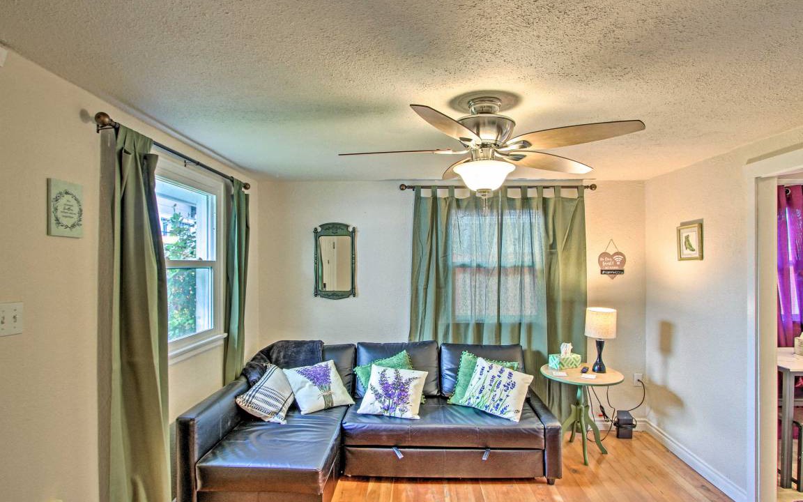 Photo of Livingroom in Central Tacoma