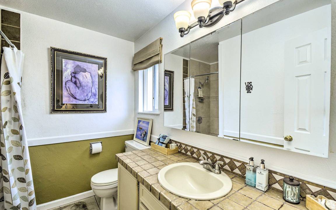 Photo of Bathroom in West End