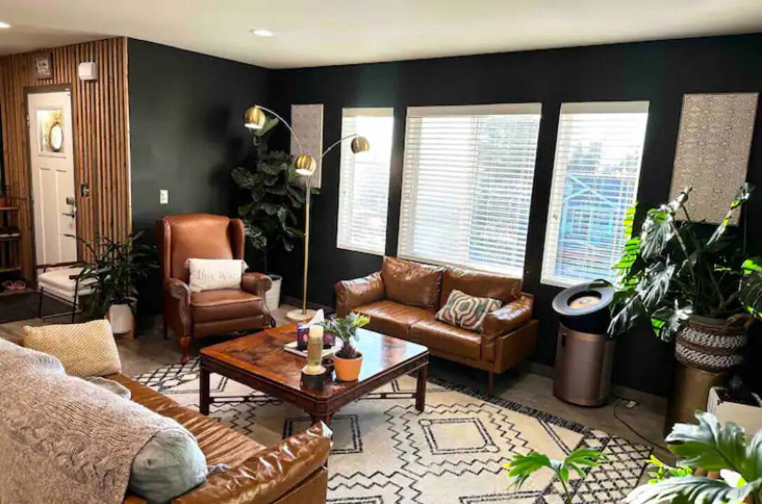 Photo of Livingroom in Central Tacoma